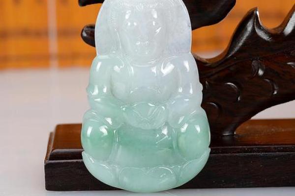 风水观点什么属相不适合戴玉石