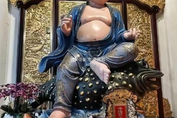 农历六月初十,刘海蟾祖师圣诞!民间“准财神”,启南兴教,玄功广博! 农历六月初十,刘海蟾祖师圣诞!民间“准财神”,启南兴教,玄功广博!
