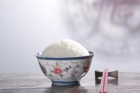 风水知识：饭碗的风水禁忌，不要不信，真的有讲究！！