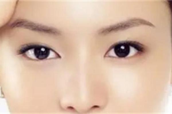 八字眉的女人命好不好风水解读