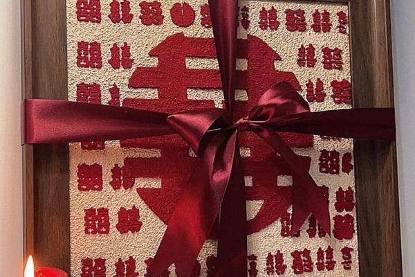 结婚吉日相框文案简短 结婚相框怎么摆好看？
