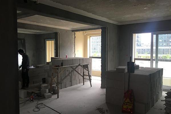 老房子翻新还要找风水师看吗