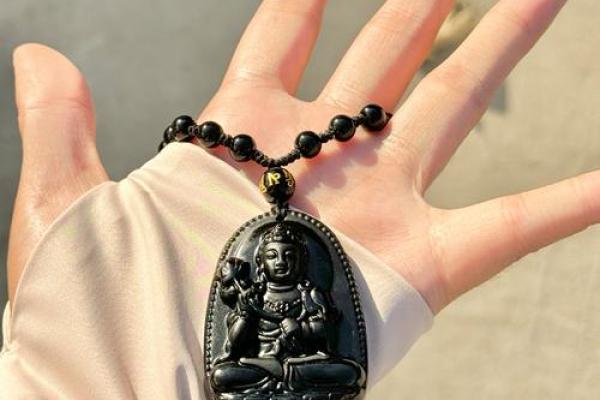 男士佩戴观音吊坠需要忌讳哪些方面呢