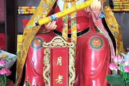 民间姻缘法术月老红绳 月老红绳绑在左脚还是右脚？