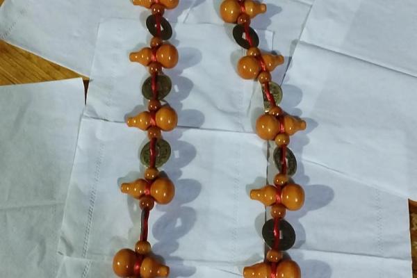 风水为什么戴桃木容易招鬼观点解释