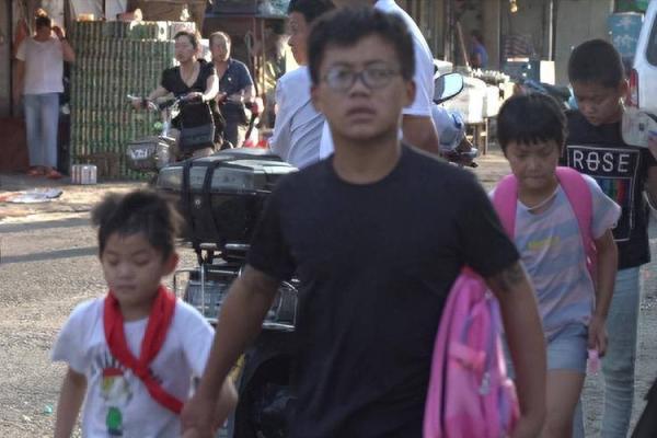 八字真硬，浙江一男子一时冲动喝下百草枯，硬扛一个月顺利出院！