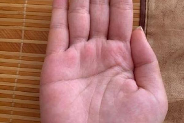 手相算命 女人不好的掌纹姻缘线