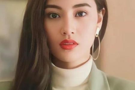 李嘉欣紫薇斗数